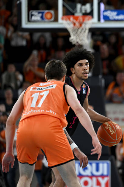 速适应湖人 速适应湖人