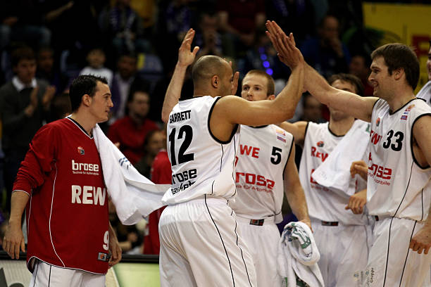 这样年轻而 这样年轻而